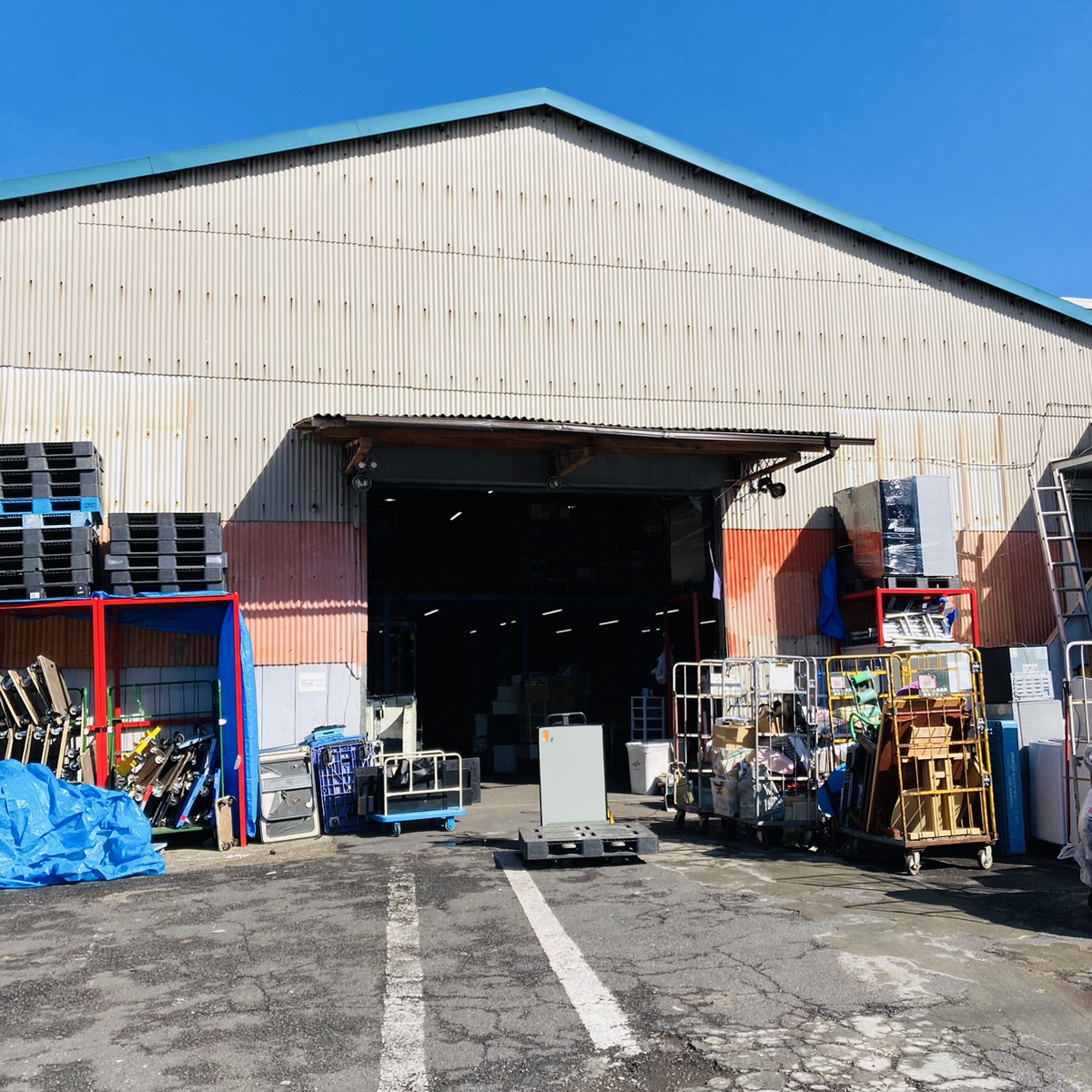 日曜日・祝日も営業